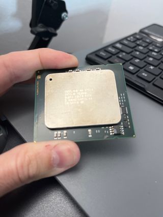 Procesador Intel Xeon X7550