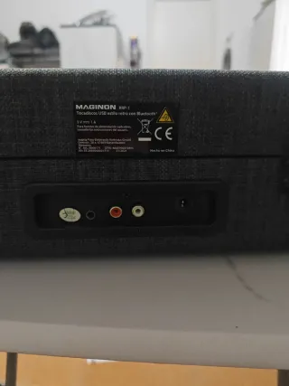 Tocadiscos portátil con altavoces integrado maletí