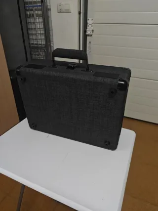 Tocadiscos portátil con altavoces integrado maletí