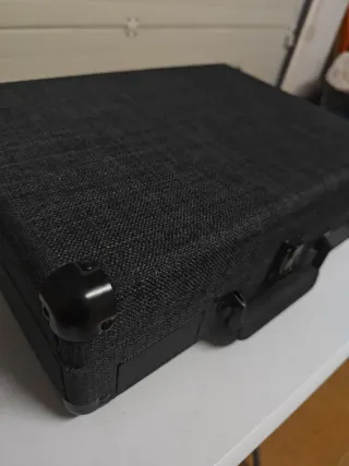 Tocadiscos portátil con altavoces integrado maletí