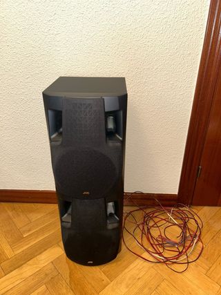 Altavoces JVC Negros. Funcionan perfectamente
