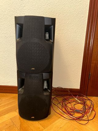 Altavoces JVC Negros. Funcionan perfectamente