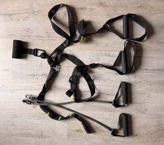 Gimnasia TRX puerta o pared