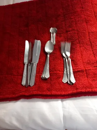 6 cubiertos grandes acero inoxidable NO ENVIO