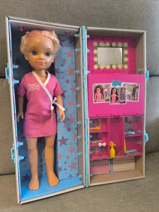 Nancy y Armario Peluquería