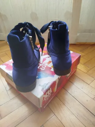 Botines niña terciopelo azul