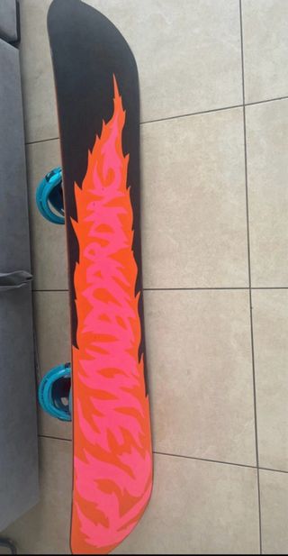 Tabla Snow K2 + Fijaciones Salomon + Bolsa Burton