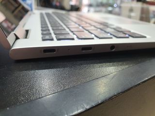 Portátil Lenovo Yoga 730-13IKB 13” Plata