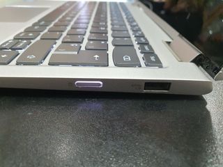 Portátil Lenovo Yoga 730-13IKB 13” Plata