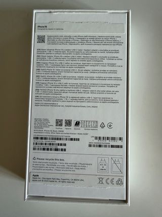 iPhone 16 256GB black