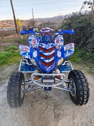 Yamaha Raptor YFM 660 R Azul y Blanco