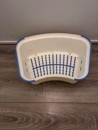 Escalón Ikea Blanco y Azul