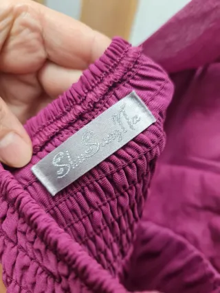 Vestido largo morado con pedrería