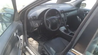 Mercedes-Benz Clase C 2004