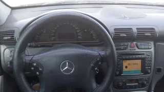 Mercedes-Benz Clase C 2004