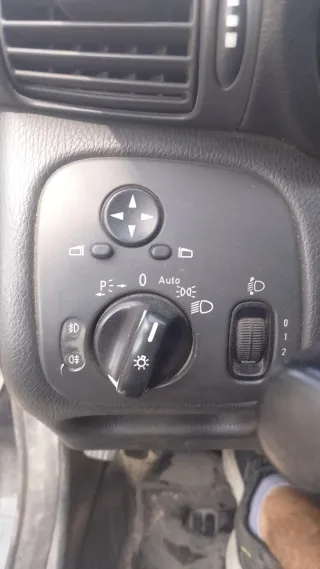 Mercedes-Benz Clase C 2004