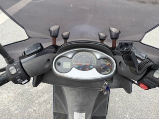 Yamaha Majesty YP 125