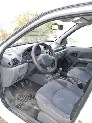 Renault Clio 2000