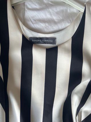 Vestido Sandro Ferrone Rayas Blanco y Negro
