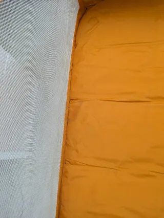 Cuna de viaje plegable naranja