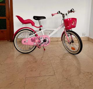 Bicicleta infantil niña con cesta