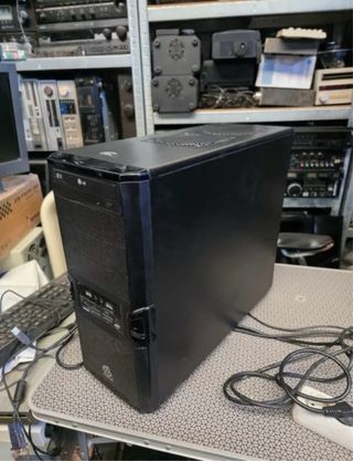 Torre PC Gaming Sapphire Negra