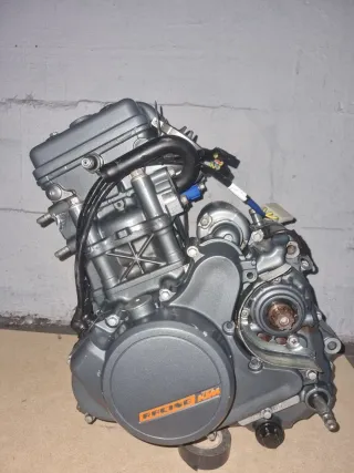 Motor KTM Duke 390