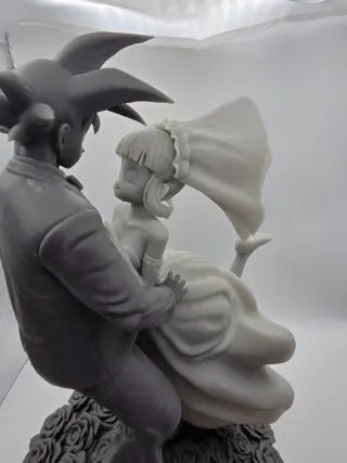 Figura Resina Goku y Chichi Boda