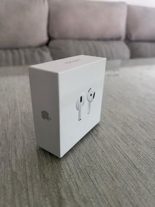 Airpods 4 sin abrir