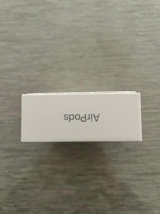 Airpods 4 sin abrir