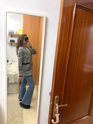 Rebeca con diseño étnico de Stradivarius