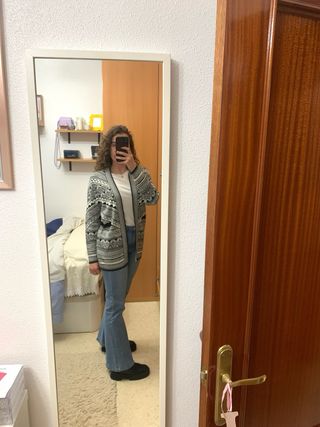 Rebeca con diseño étnico de Stradivarius