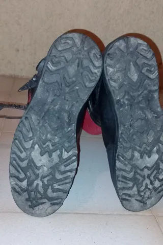 Botas de Moto Diadora Negras y Rojas