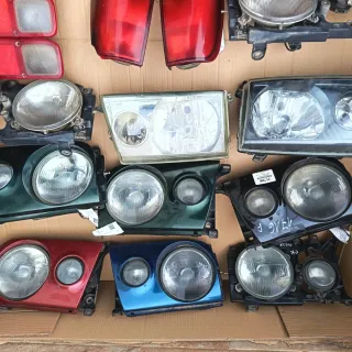 Lote Faros y Pilotos Nissan Terrano 2
