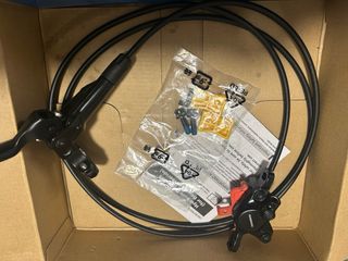 Frenos Shimano MT500/MT200 y pastillas Galfer