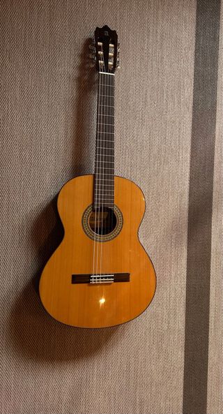Guitarra Clásica Alhambra 3C + funda