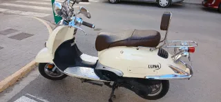Sumco Luna 125 Beige Scooter
