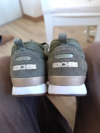 Zapatillas Skechers Verde y Dorado