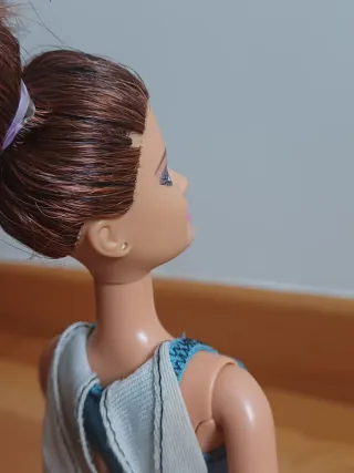 Barbie articulada brazos y piernas