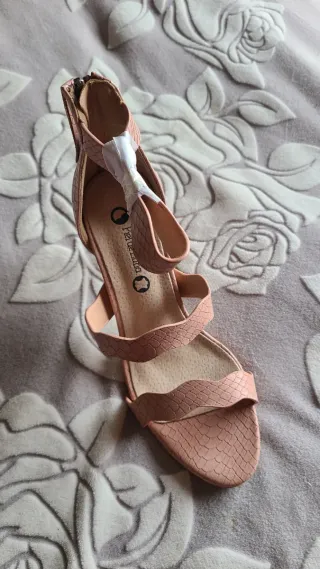 Sandálias Rosa Salto Alto Tamanho 37