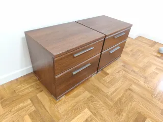 Cómoda de madera para dormitorio