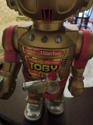 Robot Toby Andador Parlante