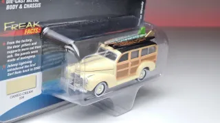 Chevy Special Deluxe 1941 1/64 Johnny Lightning