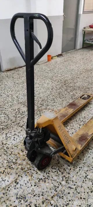 Transpaleta Ayerbe 2500 kg