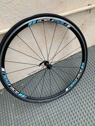 Llanta de Bicicleta Newrace delantera