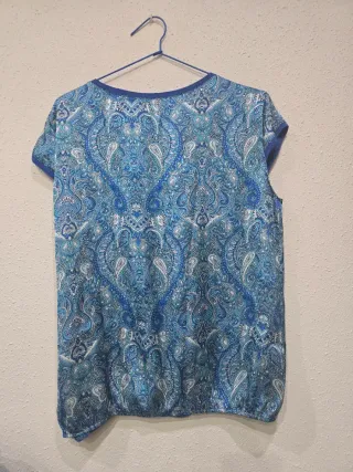 Blusa estampada azul talla única