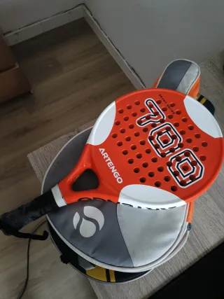 Pala de pádel Artengo + funda
