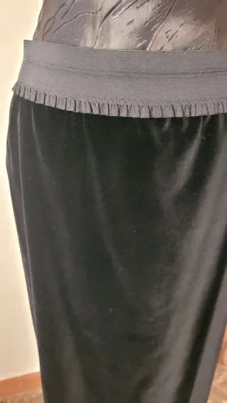 Gonna tubino in velluto nero