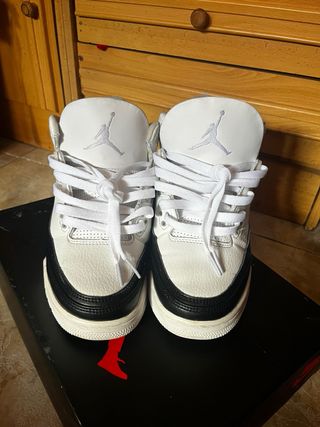 Jordan 3 Blanco y Negro