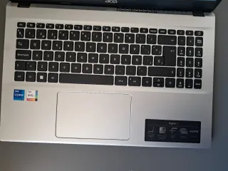 Portátil Acer Aspire 3, i7, 16GB RAM, 1TB SSD